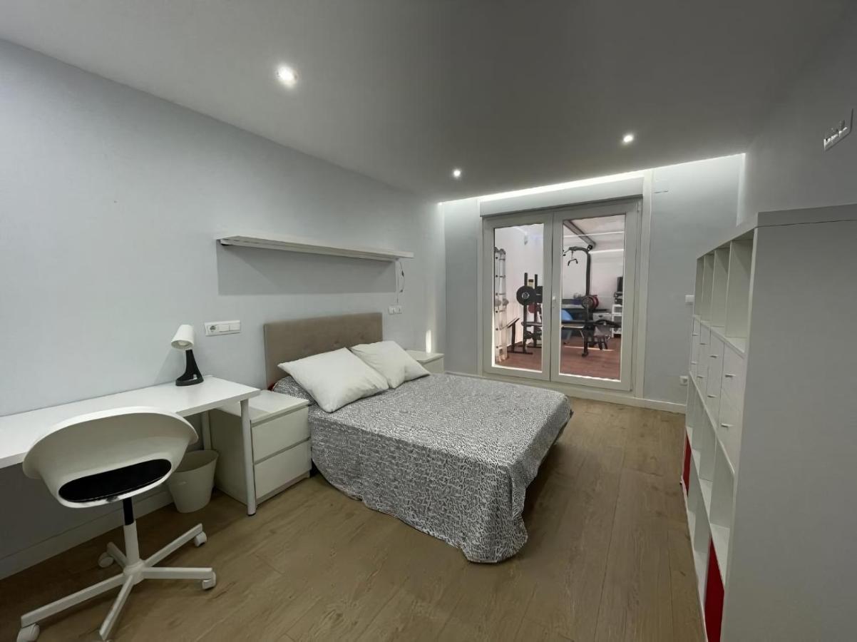 Amplio Y Moderno Piso De 4 Habitaciones Y Terraza Pontevedra Luaran gambar