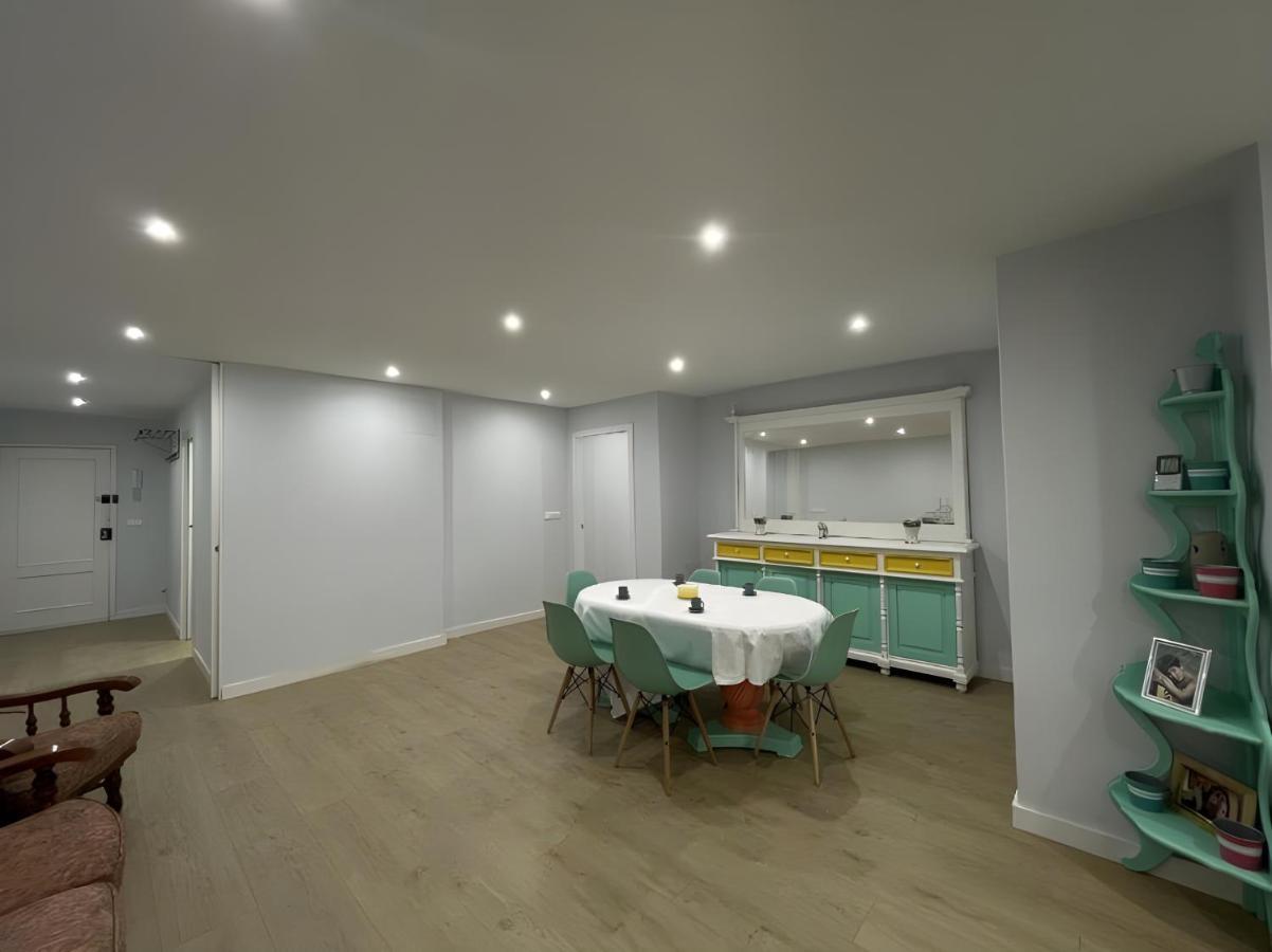 Amplio Y Moderno Piso De 4 Habitaciones Y Terraza Pontevedra Luaran gambar